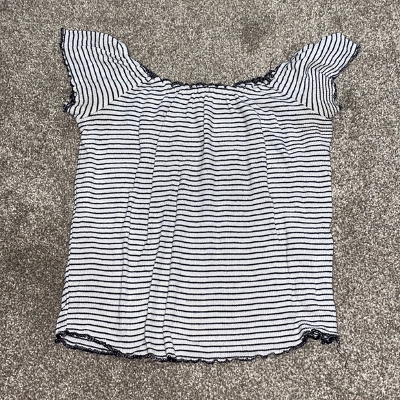 2/$20 garage off the shoulder tank top